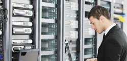 NetworkEngineerInDataCenter