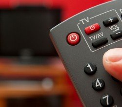 2f209fbaa5_Telecommande_Zapette__PeterGudella