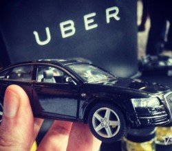 Uber-picks-a-Chinese-name-as-it-officially-launches-in-China-2
